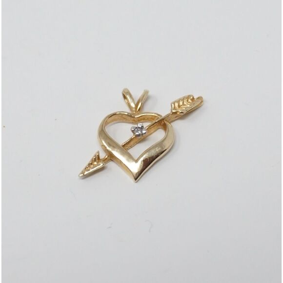Vintage 14K Gold Arrow through Heart Pendant with Diamond Chip - Picture 1 of 4